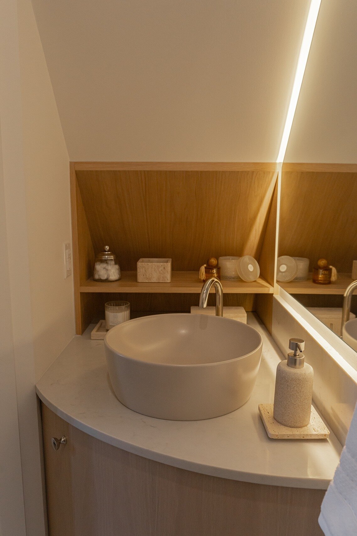 custom-bathroom-sink