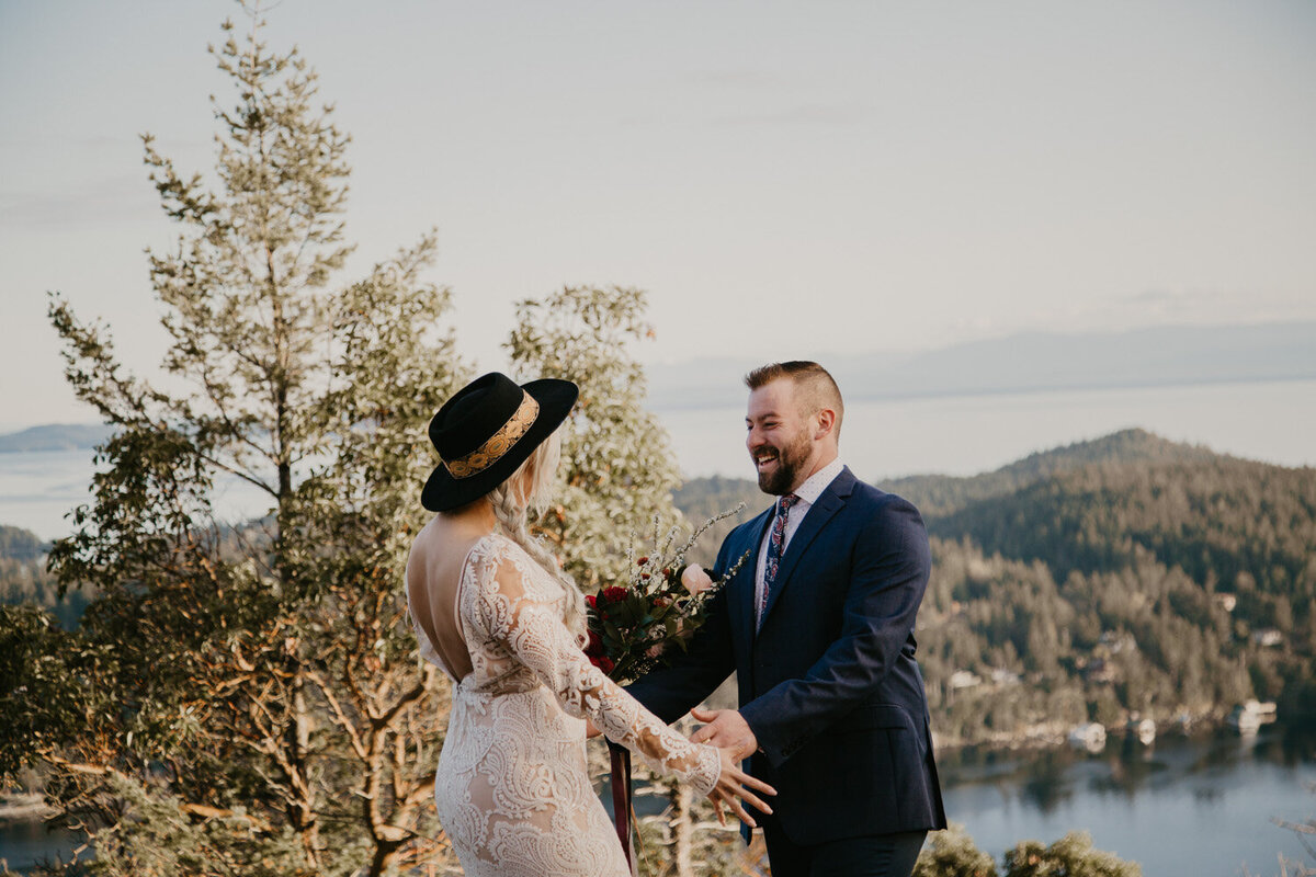 Sunshine-Coast-BC-Adventure-Wedding-Photographer