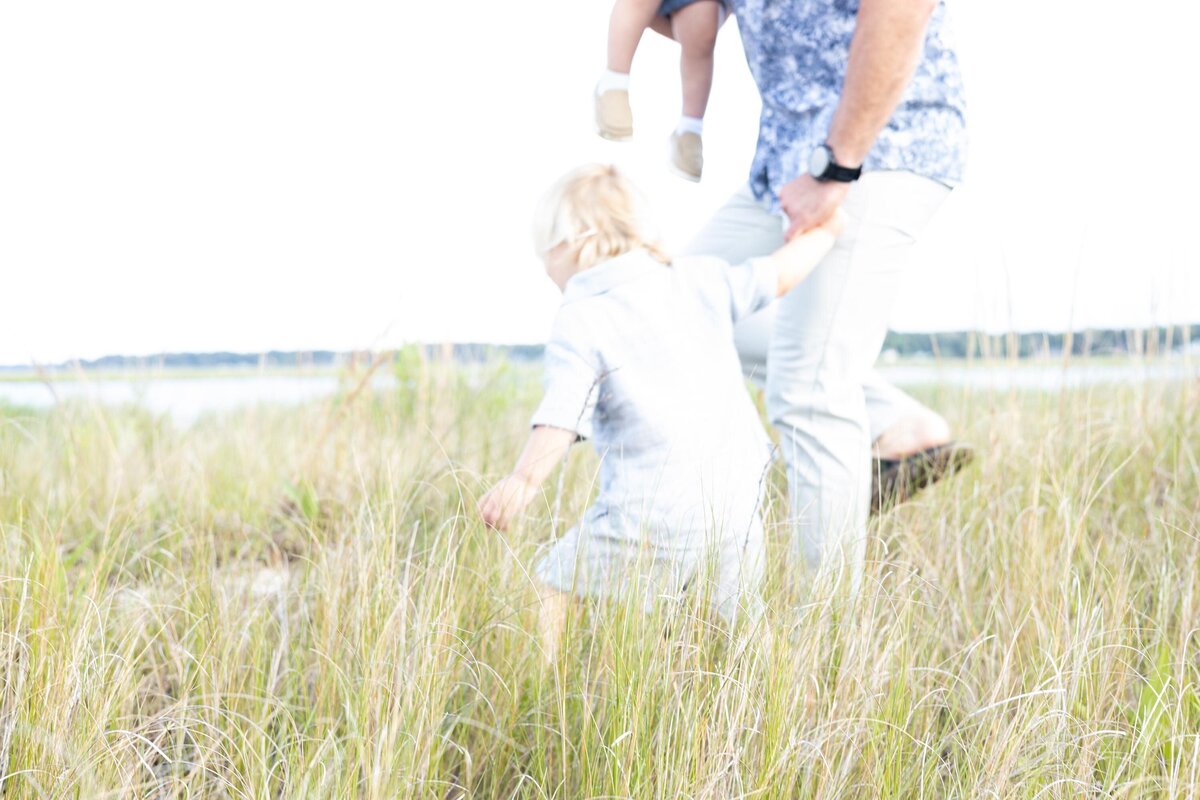 Williamsburg-Family-Photographer-Mary-Eleanor-Photography-003