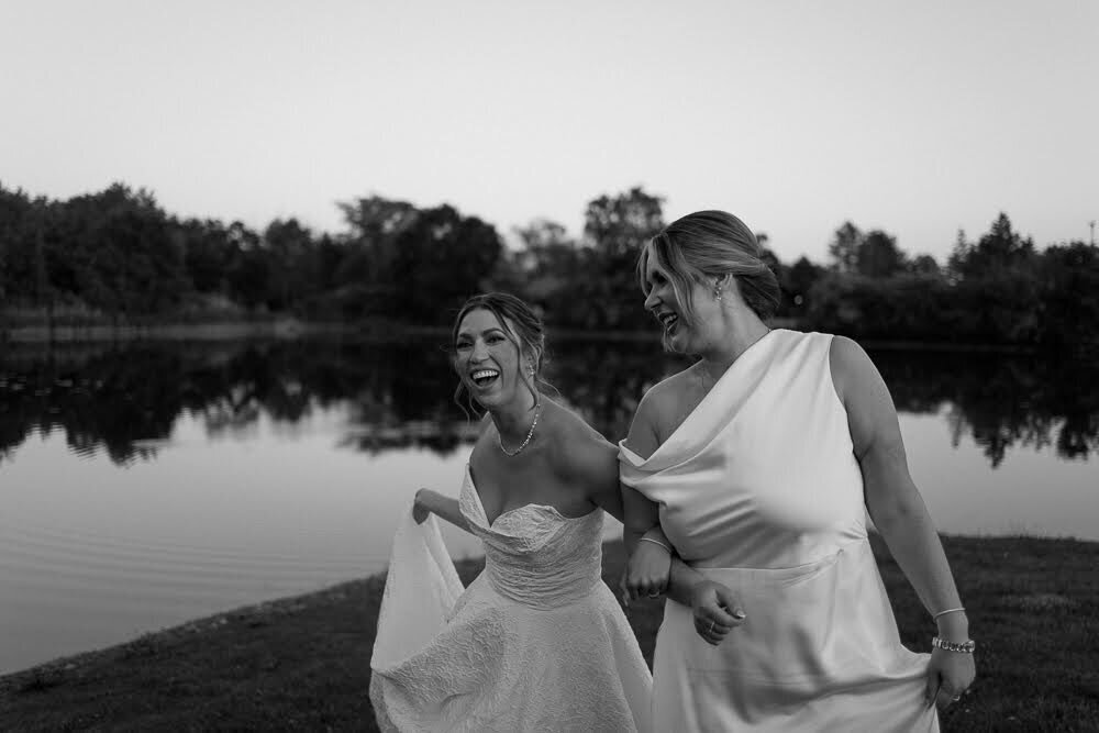 Nichole-Babiez-Photography-wedding-photographer-lincolnshire-marriott-forest-preserve-modern-elegant-whimsical-luxury-editorial-destination-55