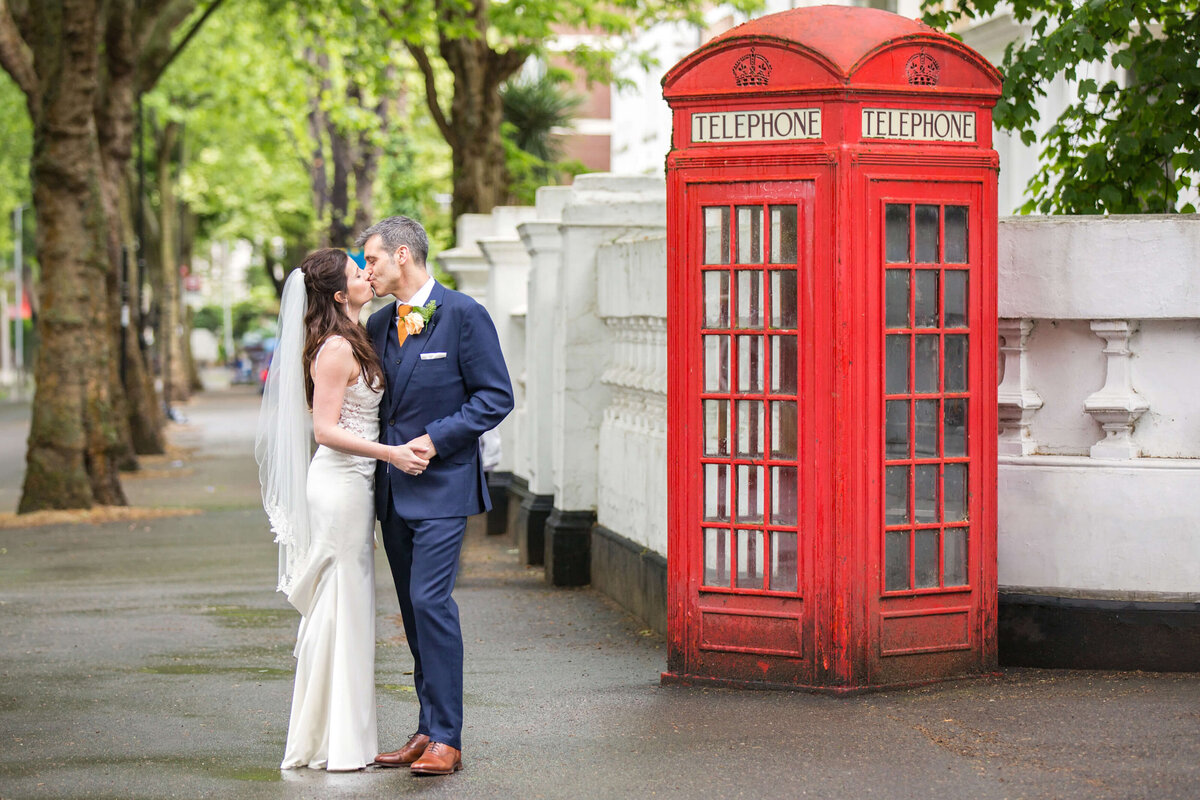 Surrey-Wedding-Photographer-007