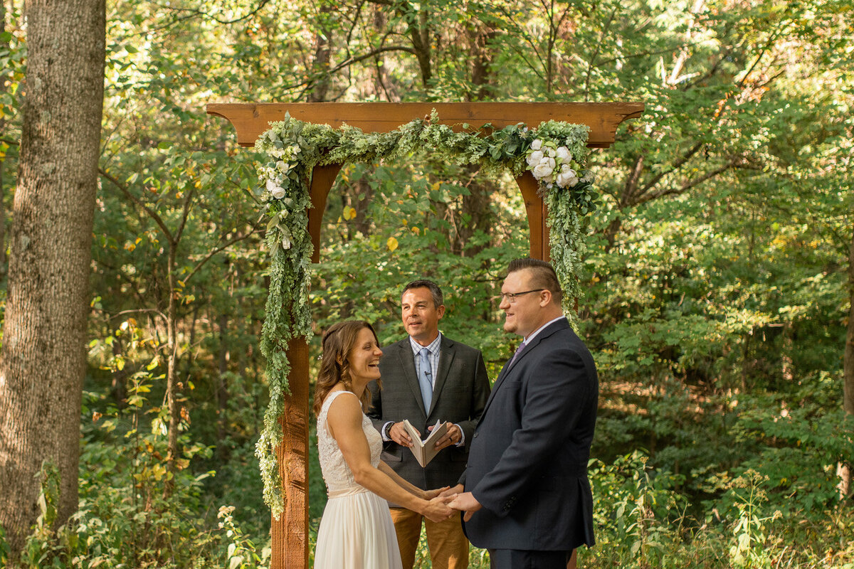 Indiana-elopement-packages-bride-groom-vows-woods