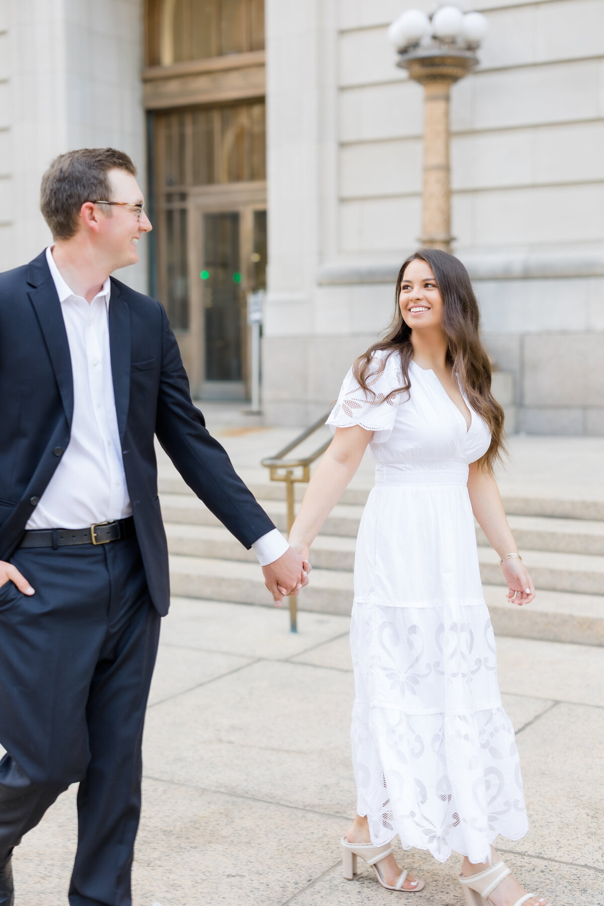 blysk-photography-cincinnati-wedding-photographer-liz-andrew-engagement-session-over-the-rhine33