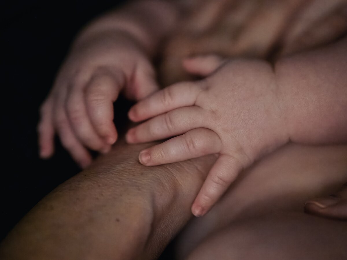 newborn-photography-at-home-1