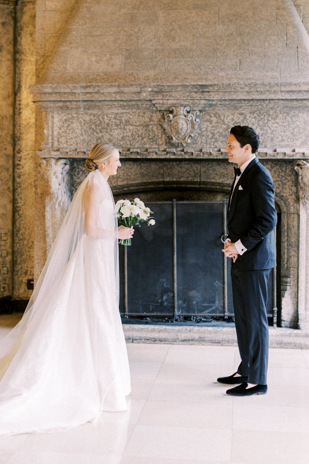 calgary_wedding_photographers_fairmont_banff_springs_destination_wedding_nicole_sarah-18