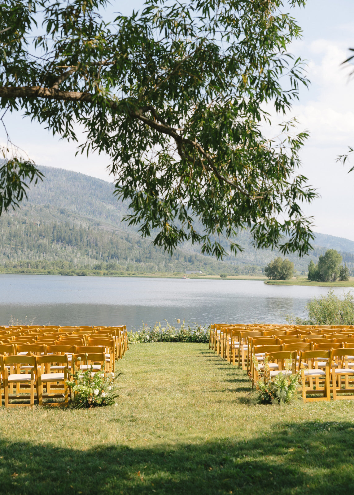 7.13-Hanna-Dan-Lake-Catamount-Steamboat-Wedding-Previews-49