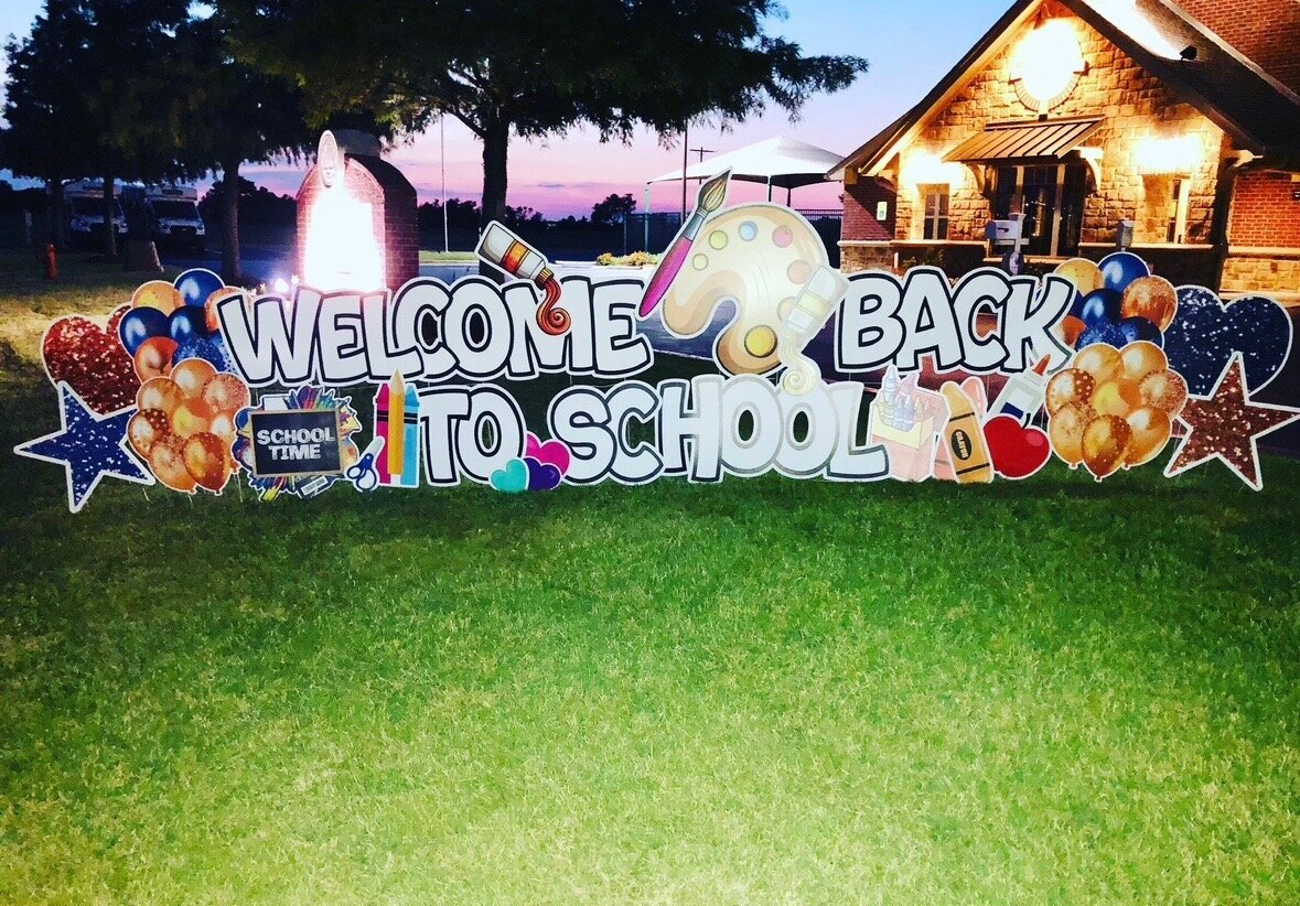 Simply Sign It is a yard greeting sign rental company servicing Edmond, NW OKC, Piedmont, and Deer Creek. Create a yard greeting sign for your home, organization, or school.