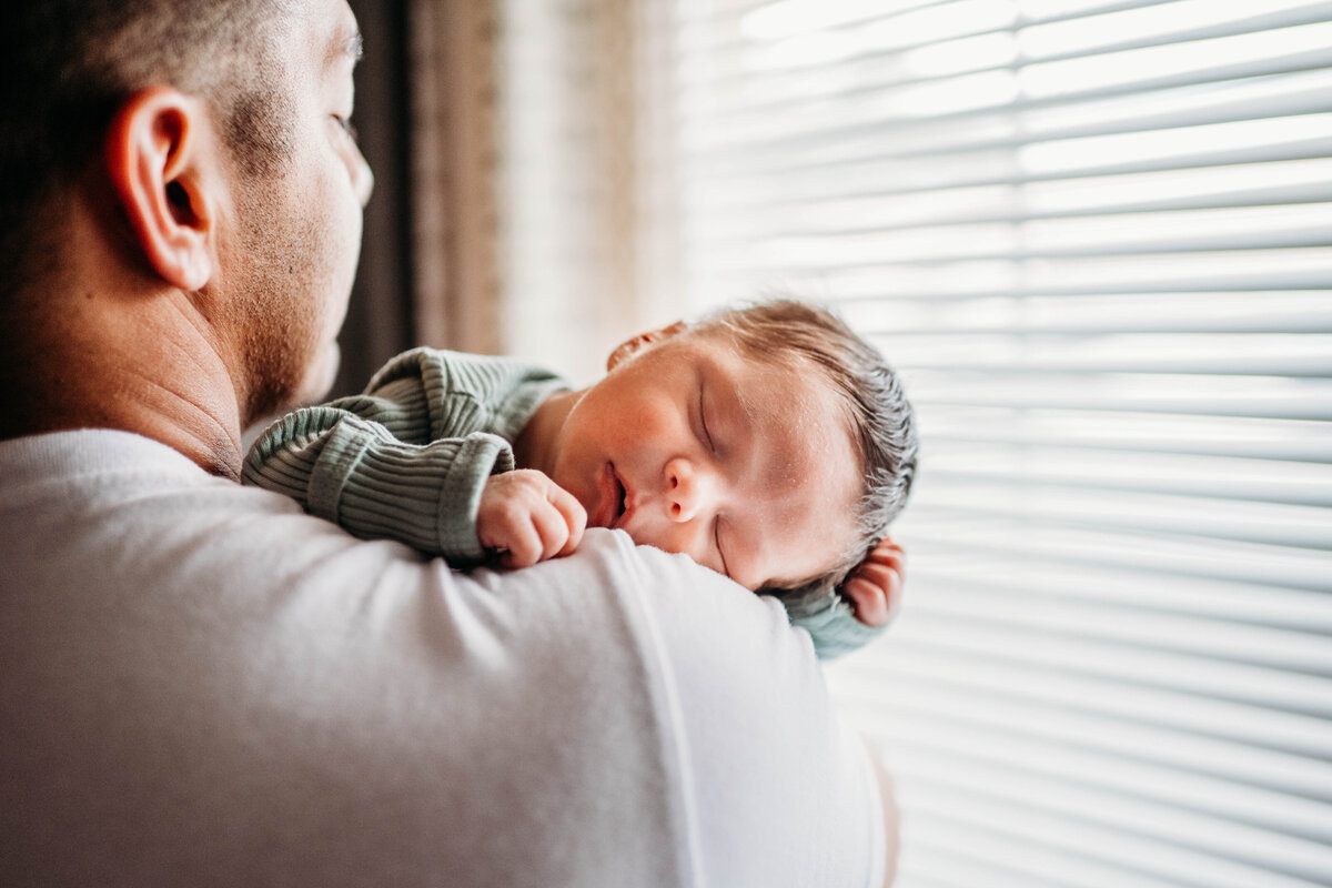 Las-Vegas-Newborn-Photos-at-home (9)