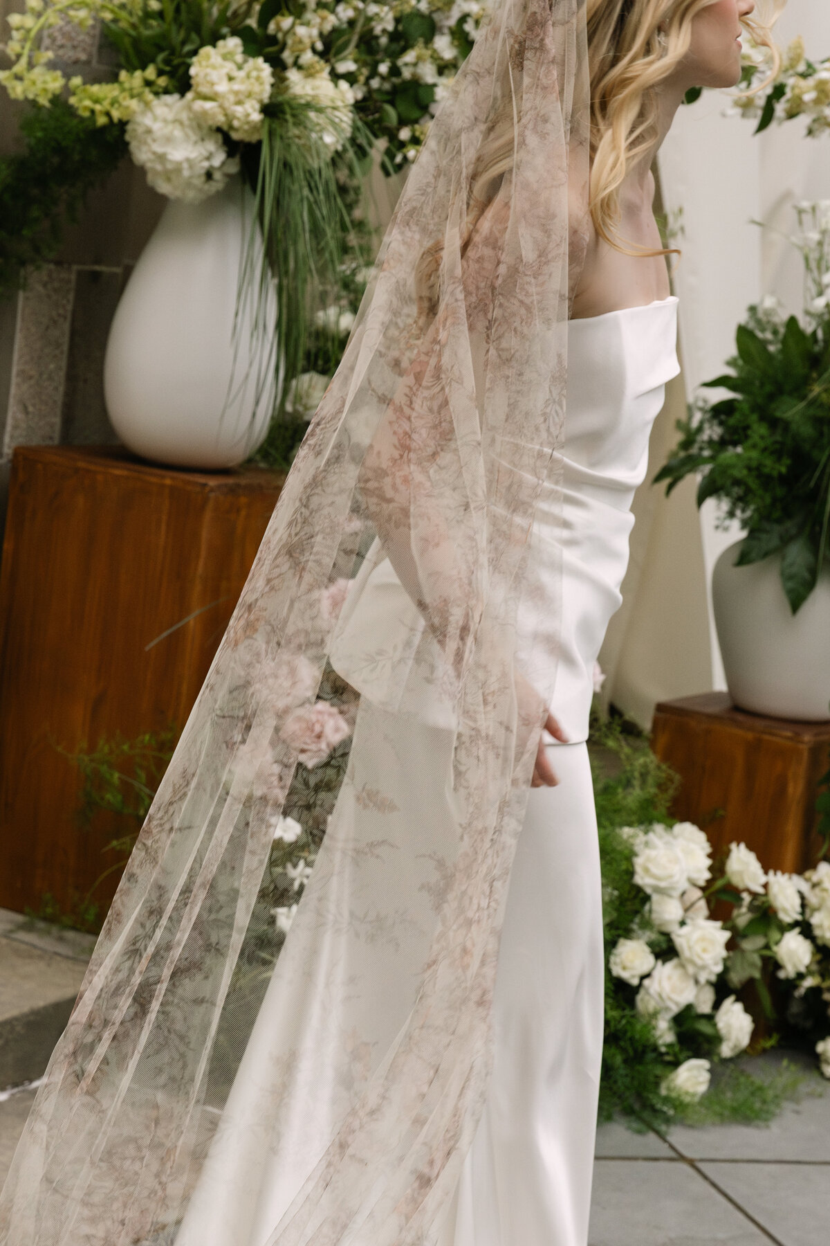 lace-wedding-details--glen-manor-house-ri