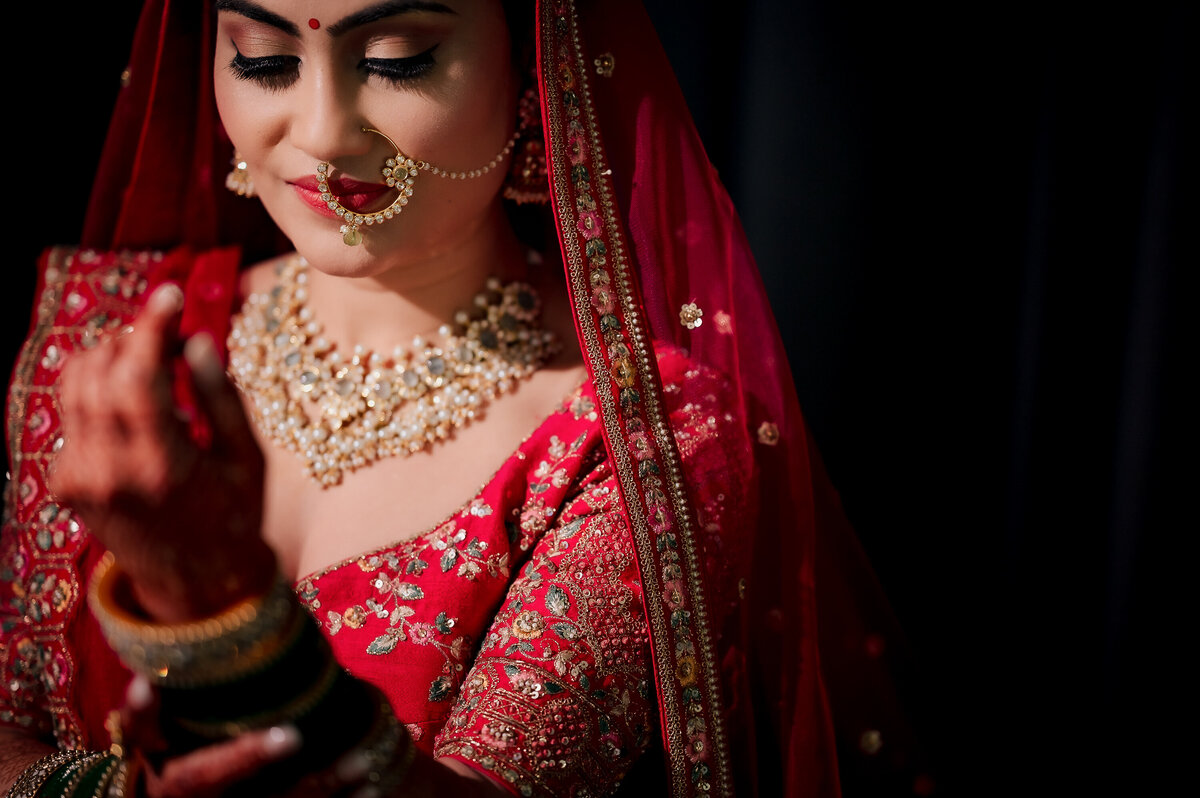 Celebrate your NJ Indian wedding with vibrant photography by Ishan Fotografi.