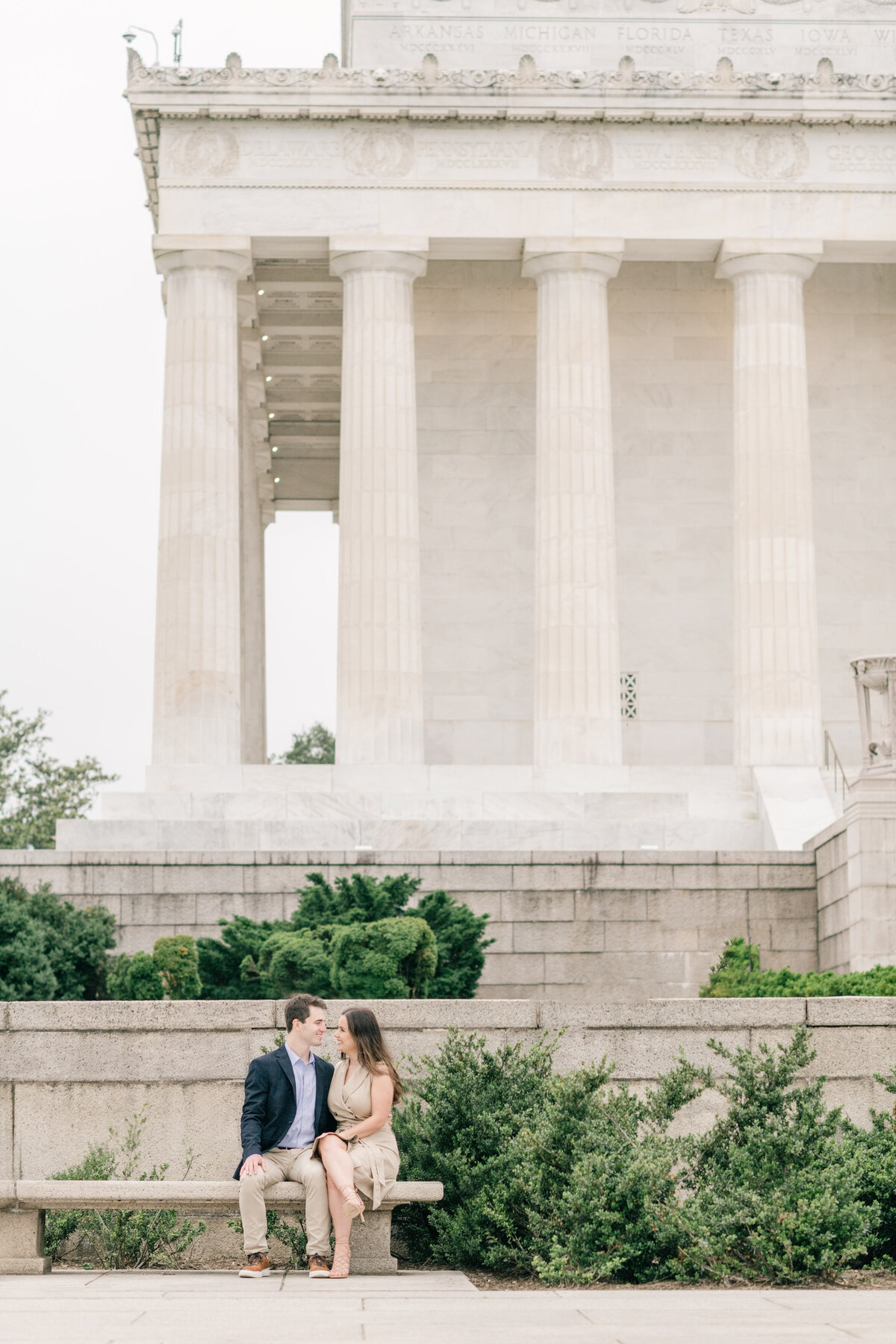 washington-dc-engagement-rainy-day-photos-lincoln-memorial-karenadixon-2022-227