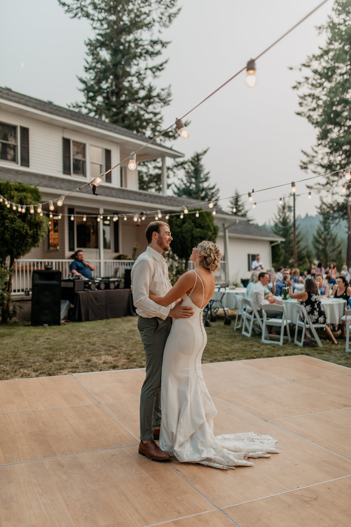 bride and groom first dance