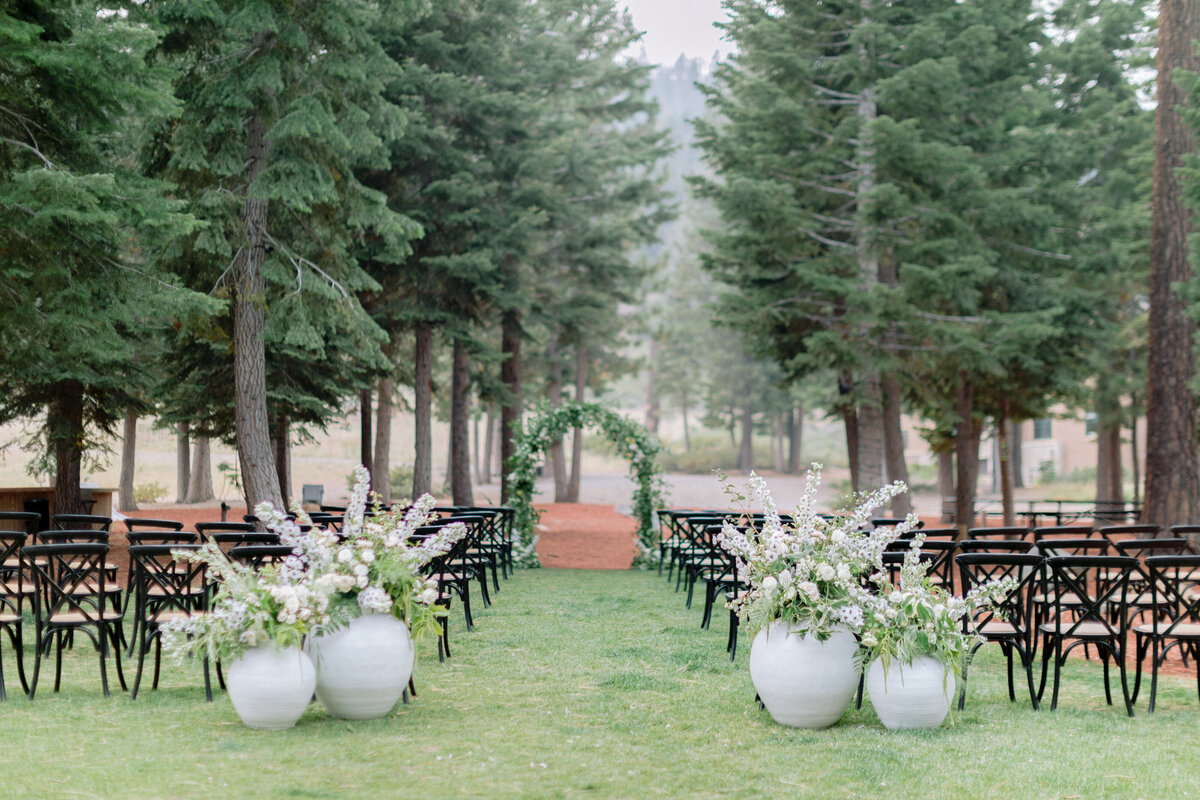 mountain wedding The Ritz Carlton Lake Tahoe wedding classic black and white Sikora Events  wedding ceremony mountain