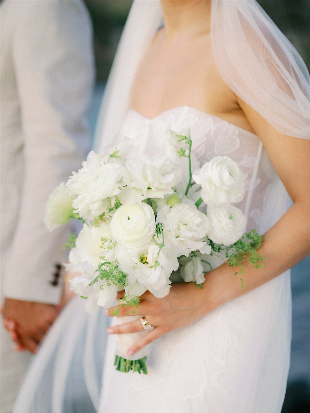 caitlin-alohilani-megan-arnie-olowalu-plantation-house-wedding-highlights-397
