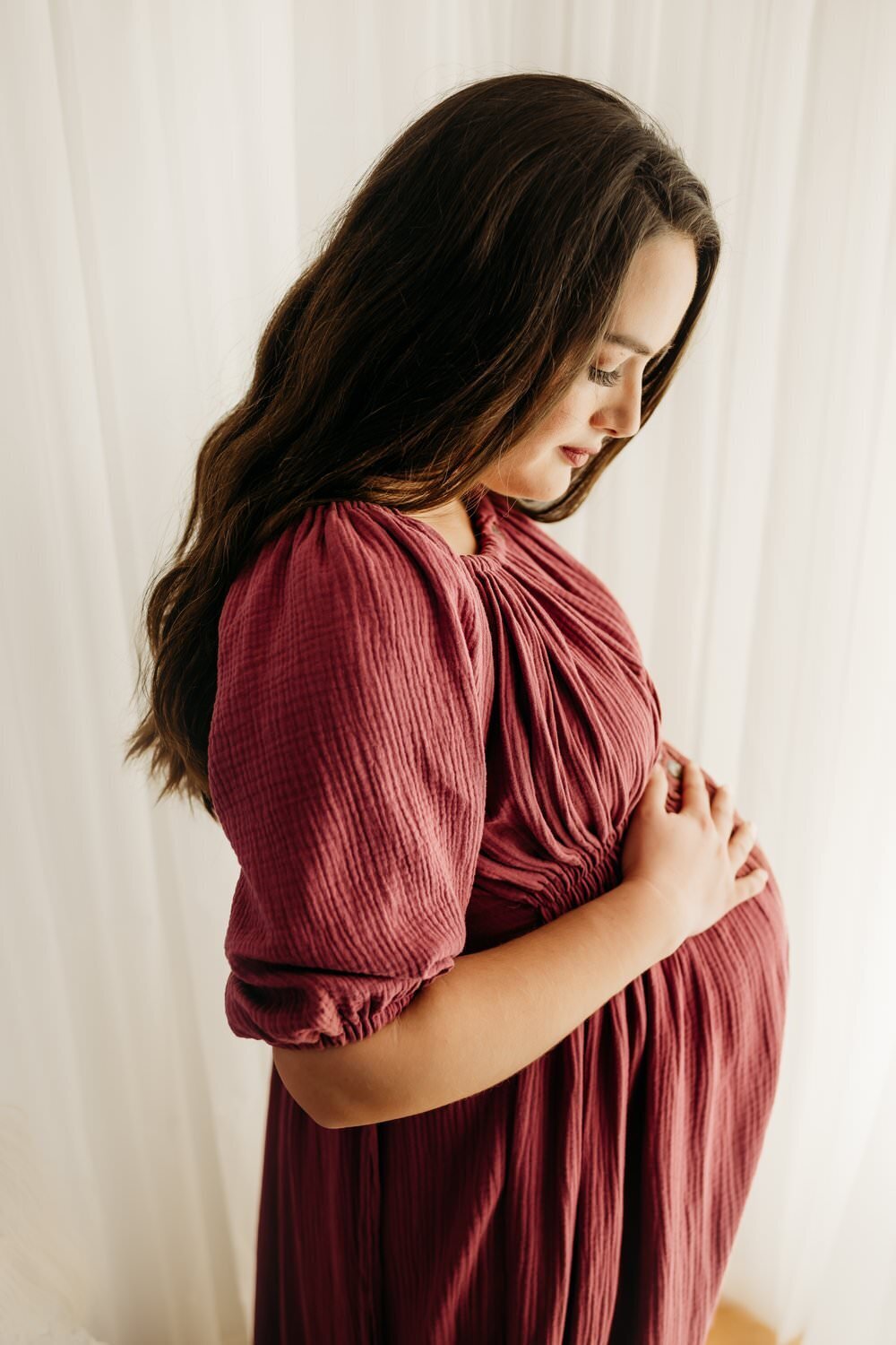 maternity-studio-session-mauve