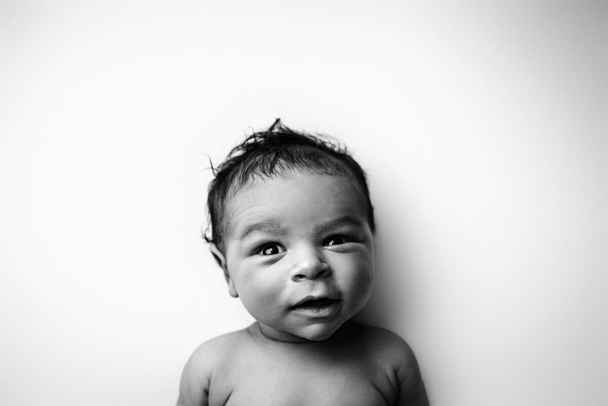 erin-elyse-photography-newborn-boy-expression-jacksonville-fl