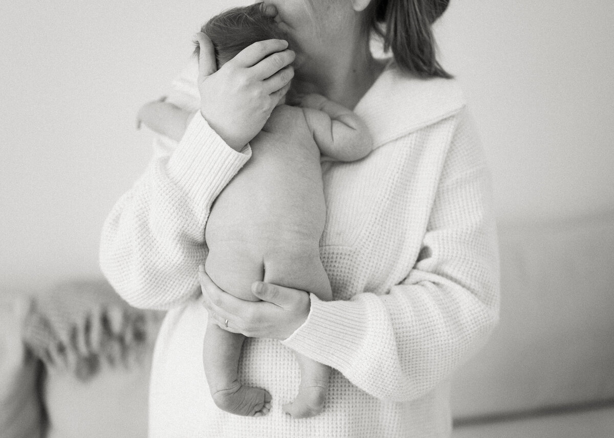 newborn_lifestyle_film_photography_waterloo1-2