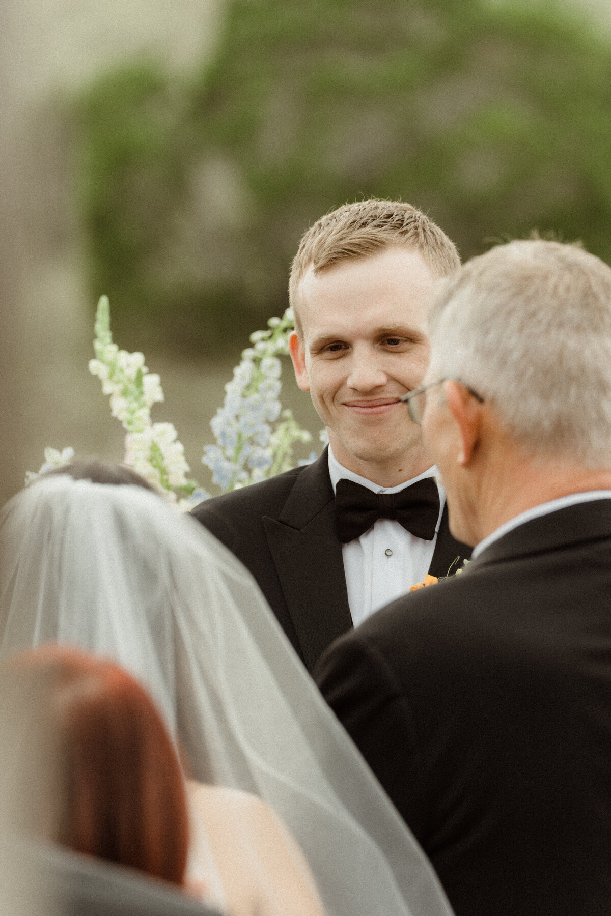 C&R_WED-592