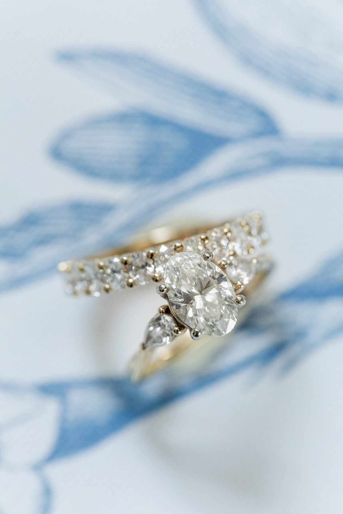 Detail shot wedding rings