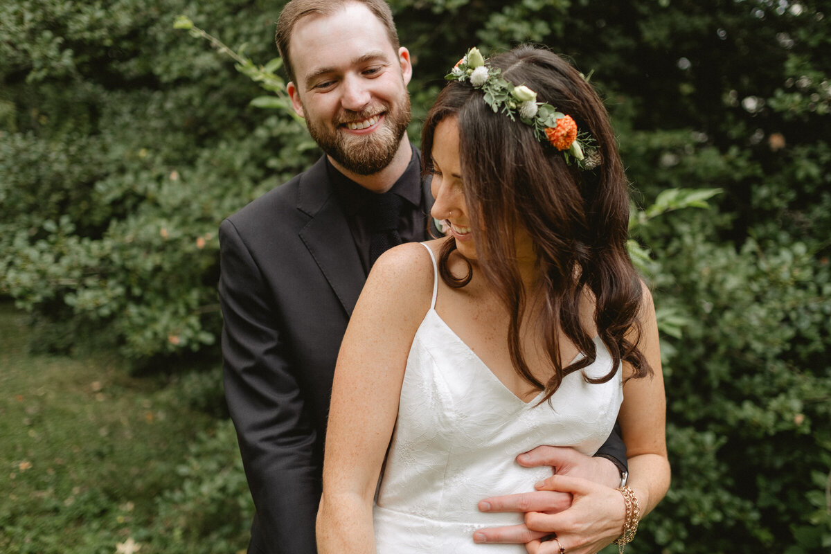 documentary photographer garden greenhouse wedding-144