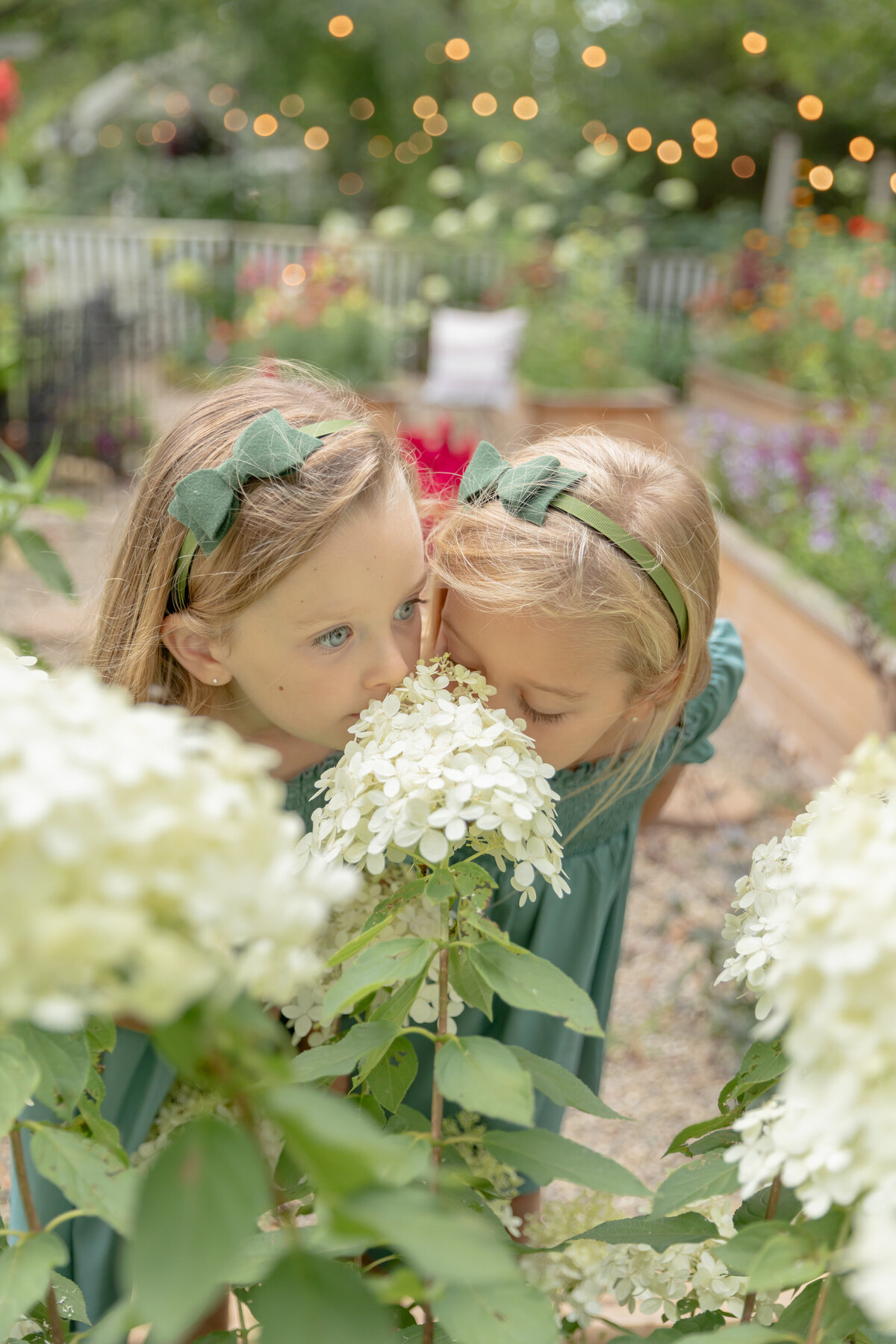 rustic-wild-arrow-sisters-flower
