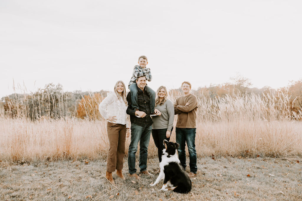 christina_ney_photography_wedding_engagement_lifestyle_photographer_dubuque_iowa_wedding_planning_assistance_adventurous_bold_laidback Family Photography30