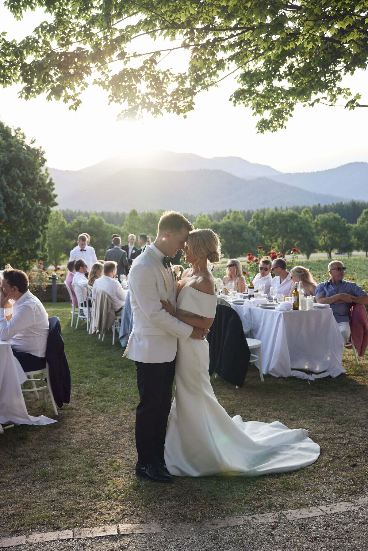 HR_EandG_Feathertop_LostinLovePhotography_wedding_85