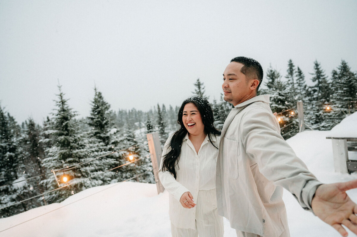 S-R_Winter-Elopement-Quebec-197