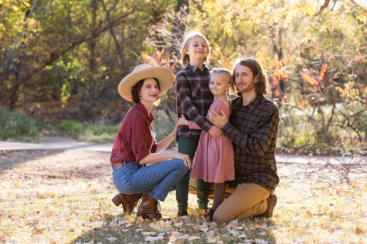 Family_Photographer_in_Sedona_AZ_Danielle_Holman_Photography_Crecent Moon Ranch_0010