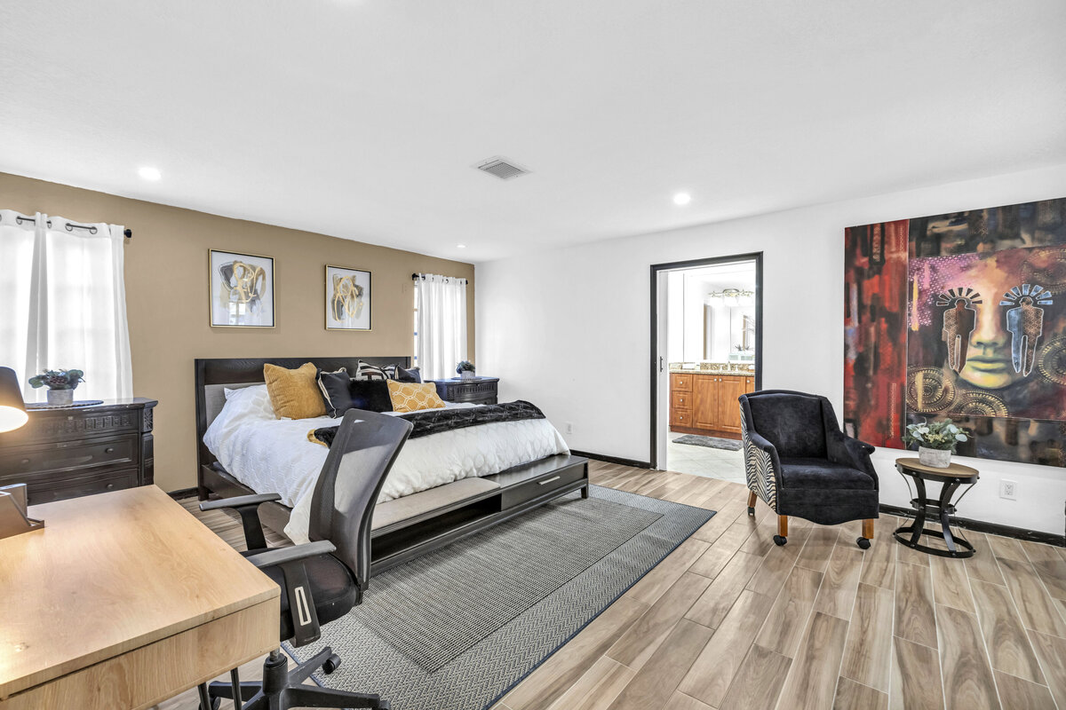 Bedroom 1 (3)