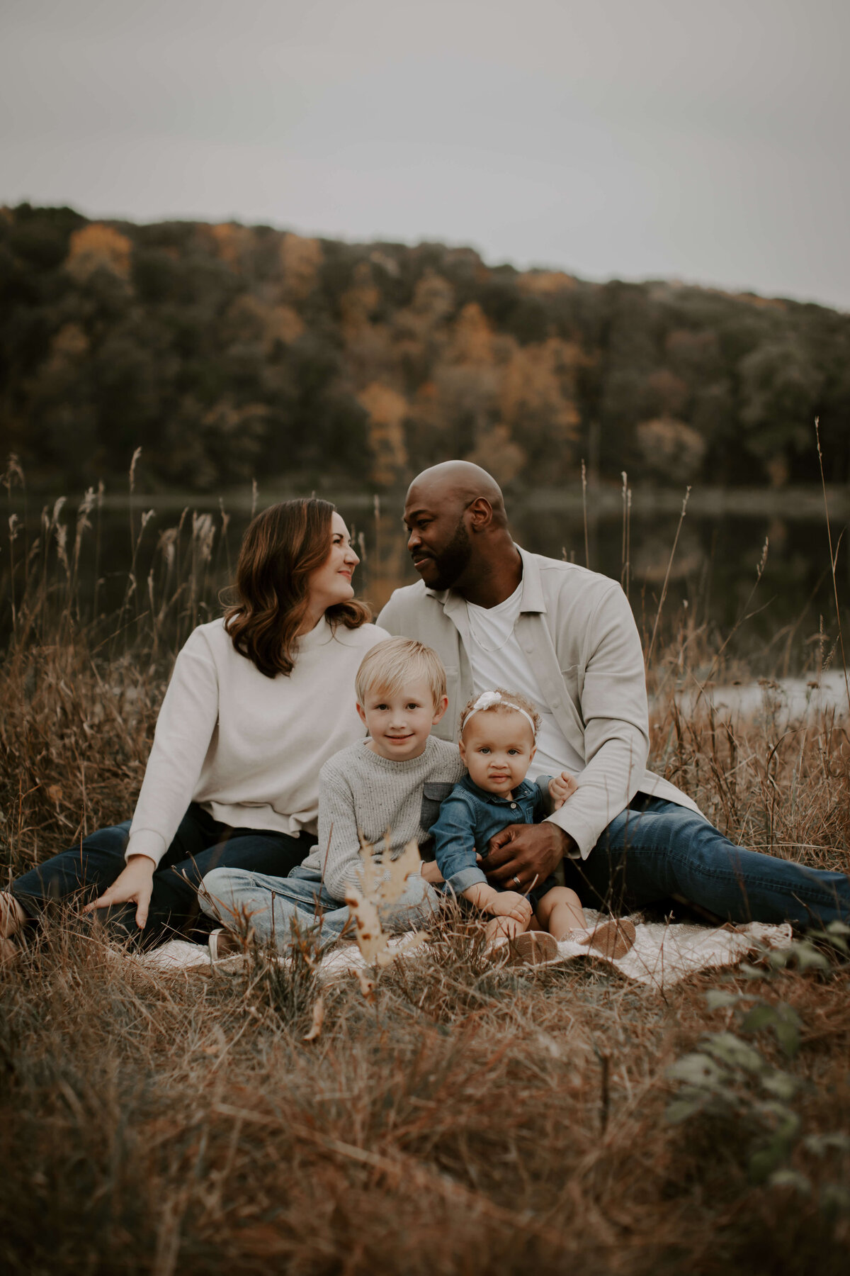 Fall-Mini-Session-Family-Photography-Woodbury-Minnesota-Sigrid-Dabelstein-Photography-BECK-9