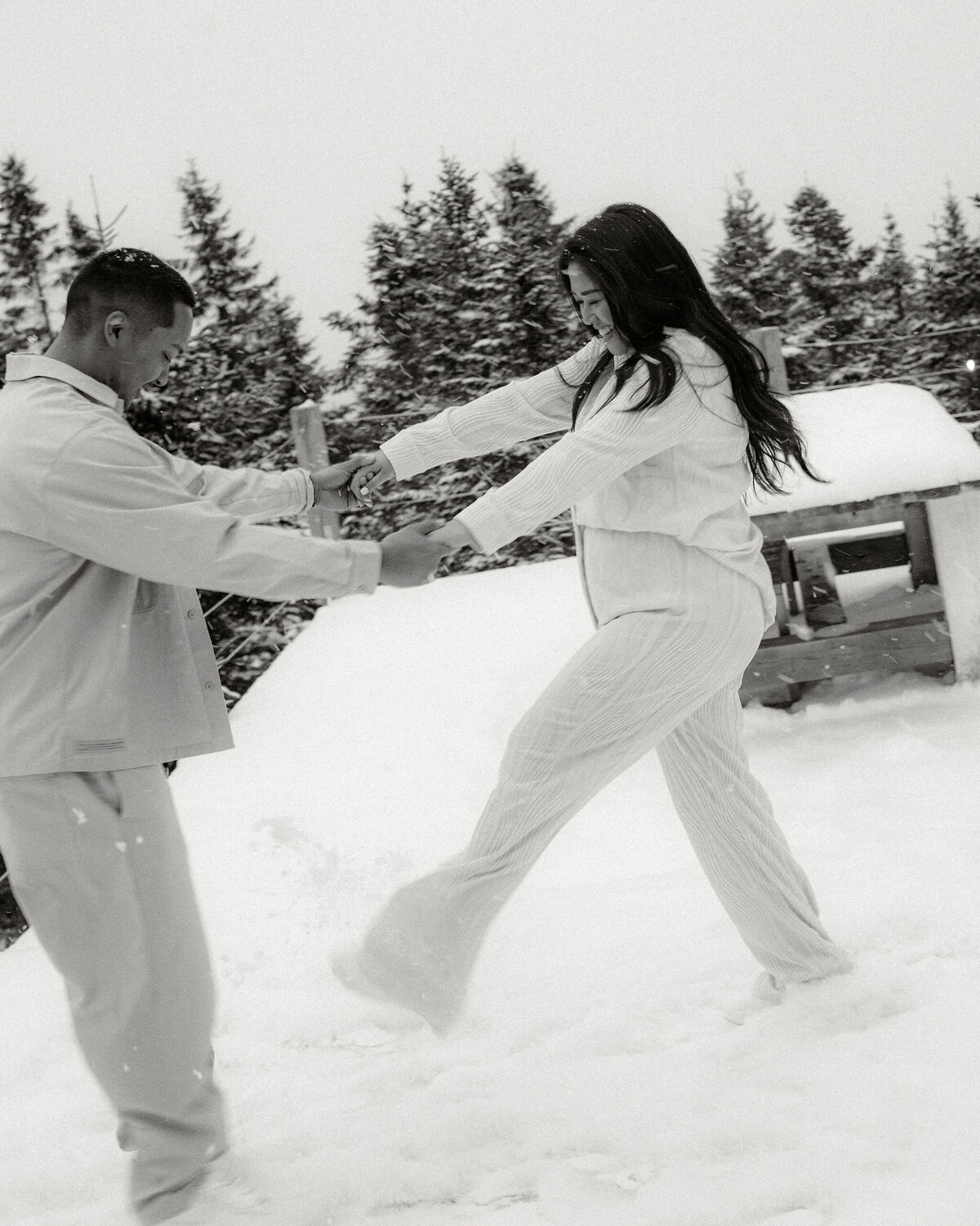 S-R_Winter-Elopement-Quebec-181