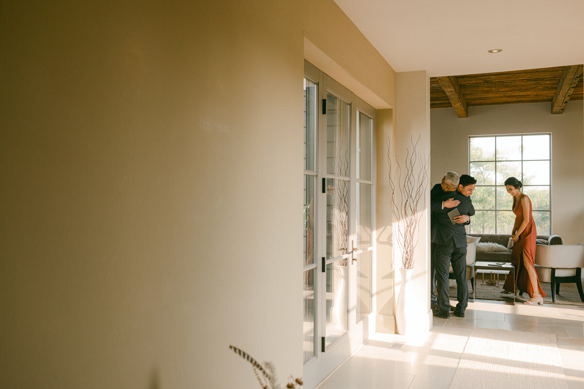 toronto-wedding-photographer-compass-rose-suites-christine-lim-039