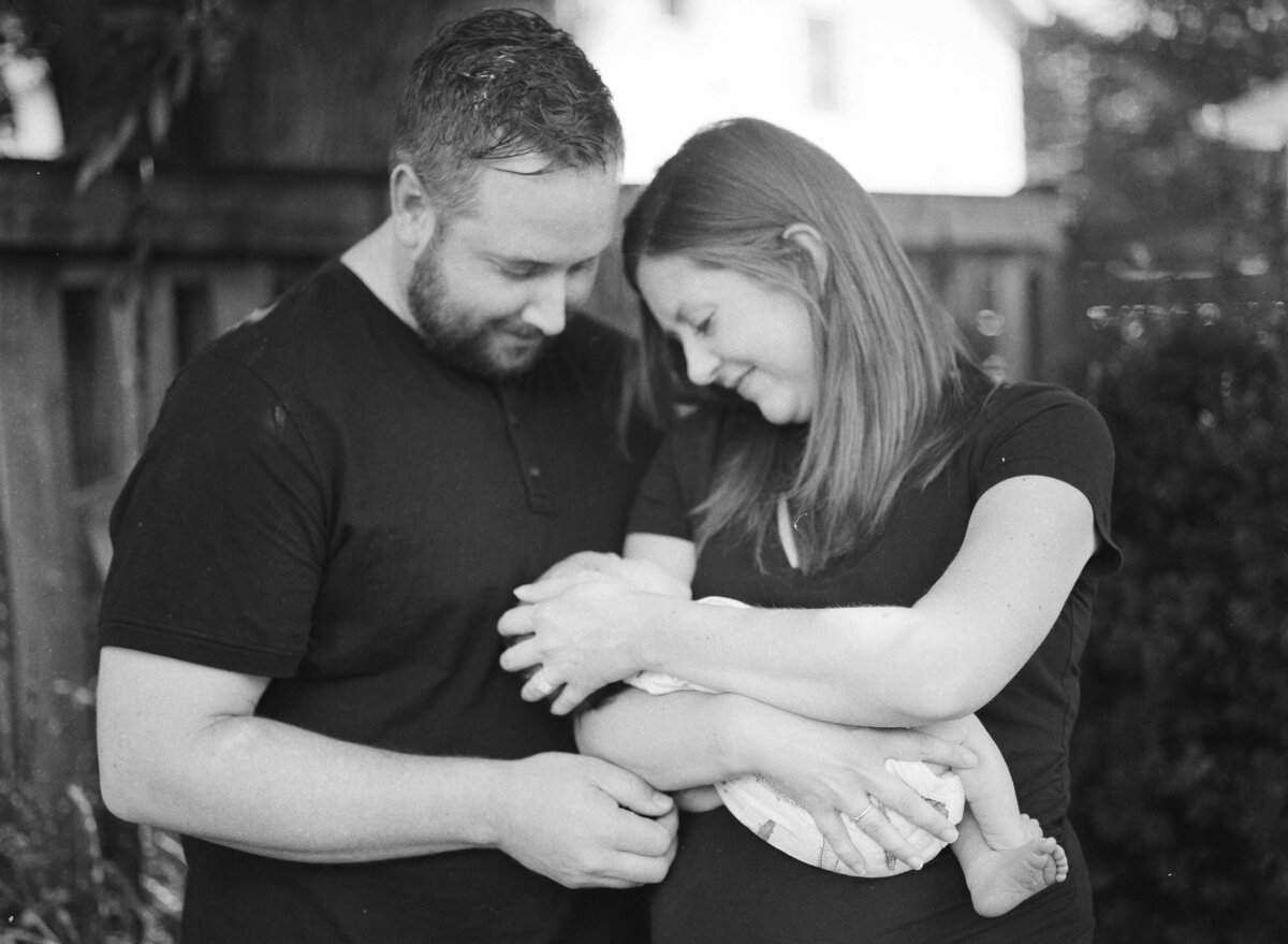 whitby-ontario-newborn-photograhy-on-film1