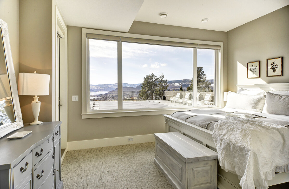 3329VineyardView056