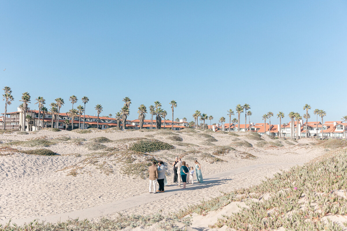 Wedding-Oxnard-State-Beach-25-nick-linsey