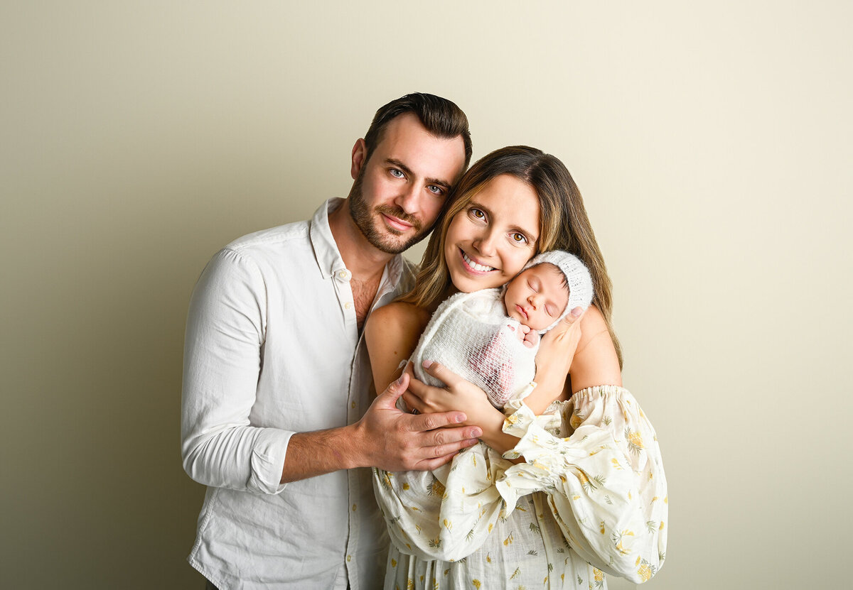 a family maternity newborn photography studio