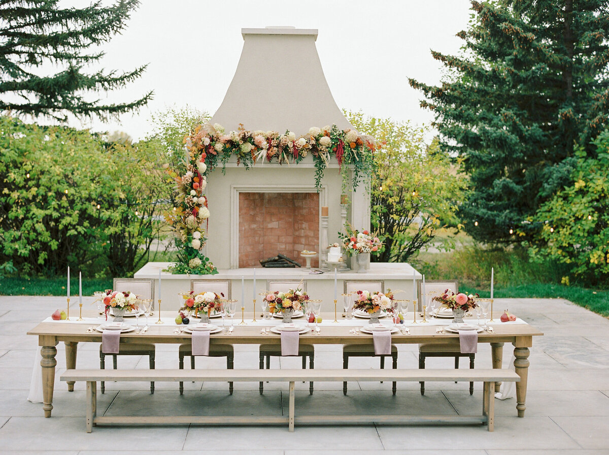 Elegant Moroccan inspired wedding decor by Moments by Madeleine, a romantic and elegant wedding planner based in Calgary, Alberta. Featured on the Brontë Bride Vendor Guide.