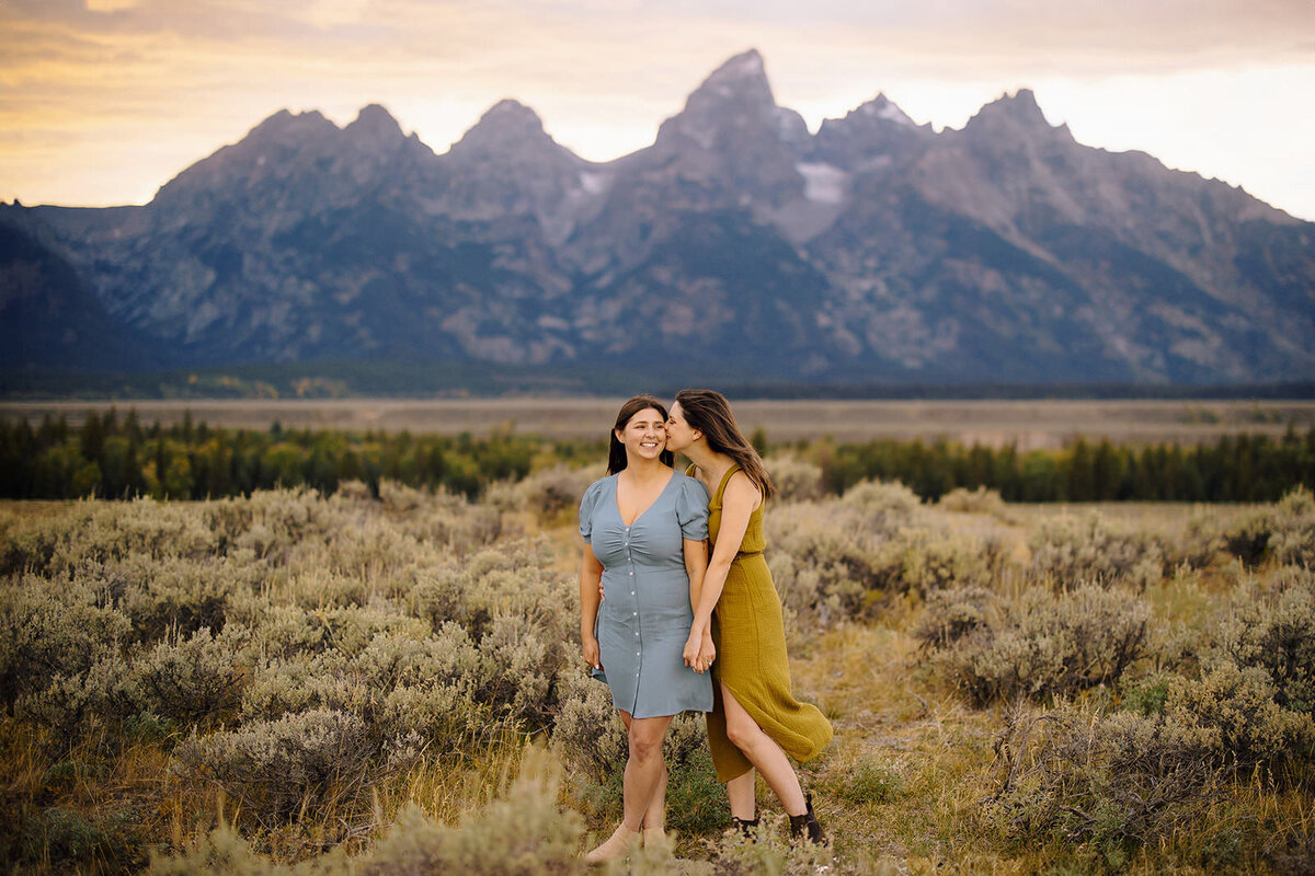 Fort Collins Engagement Wedding Photographer Denver LGBTQ Queer Same Sex Inclusive Estes Park Colorado Venue Planner RMNP Liz Osban 036