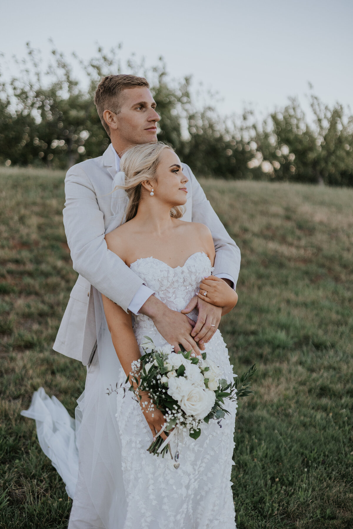 WEDDING ORANGE FULLER BORRODELL24