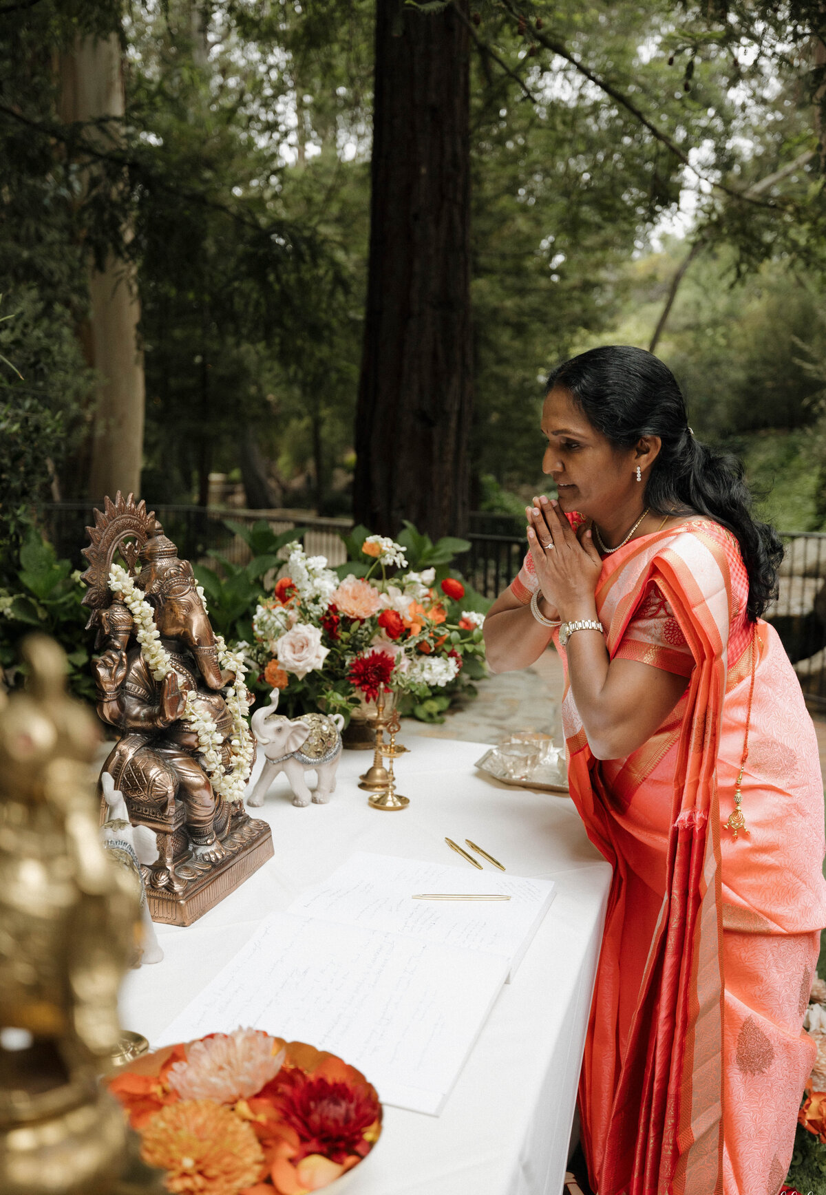 FayeFernCreative-CalamigosRanch-Wedding-Redwood-Ceremony-AM-55