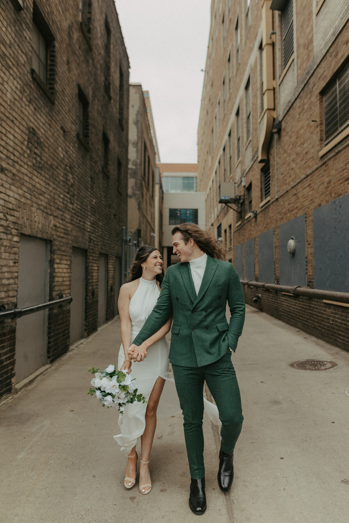 lily+kelton_the-b-suite_minneapolis_elopement-69