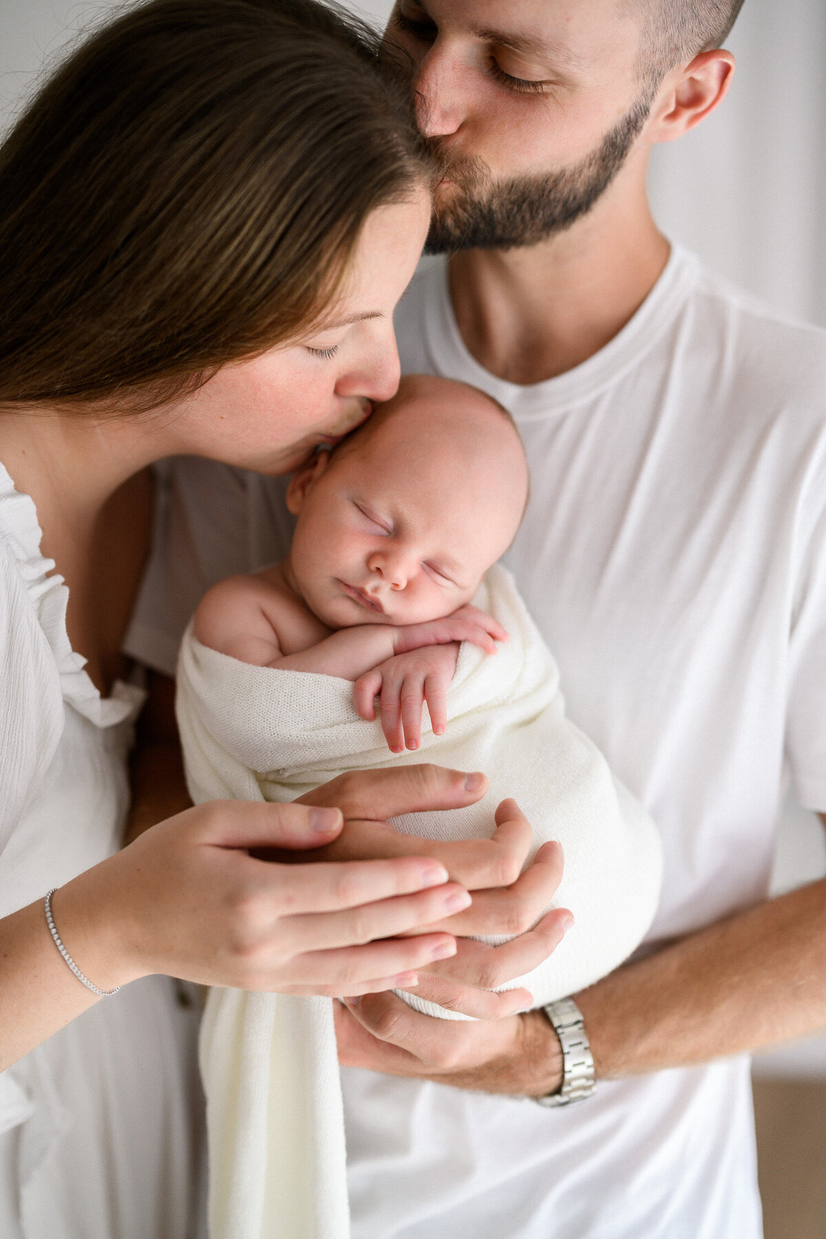 Sarah Vassallo Best Sydney Newborn Photographer-44