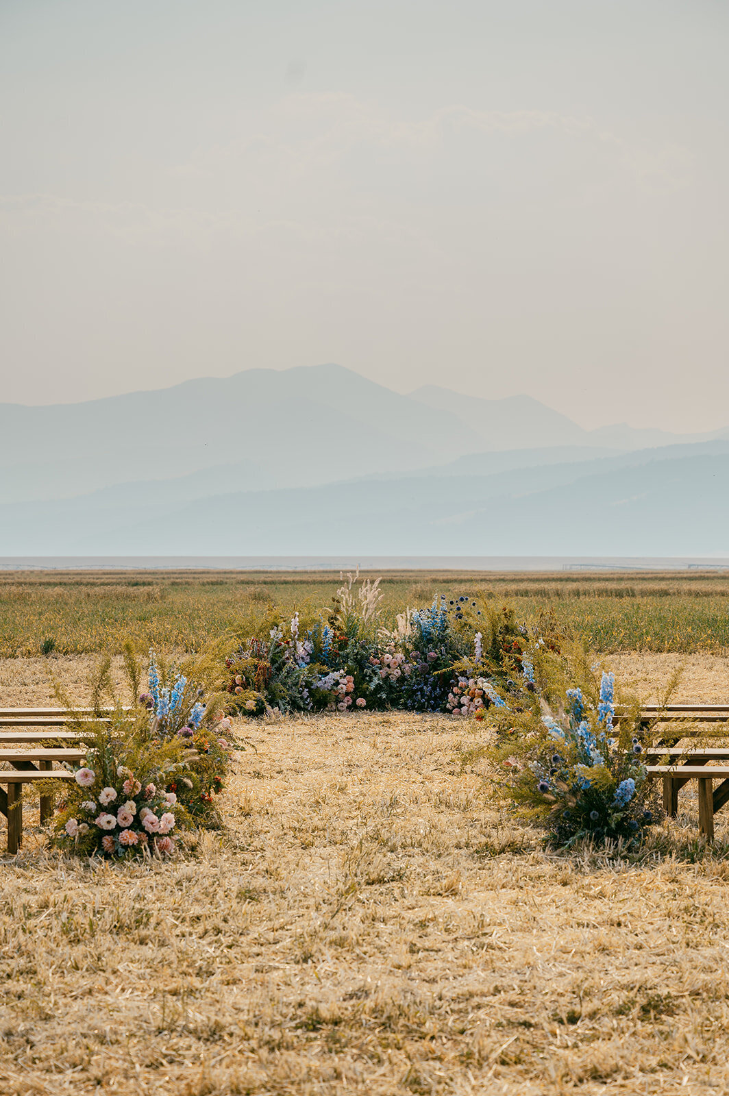 presley-gray-photo-Deerlodge-rustic-western-Montana-wedding-3870