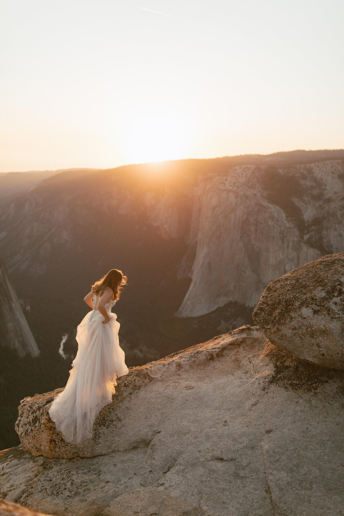 Adenturous Hiking Bridal Session at Taft Point | Yosemite National Park, California | Alison Faith Photography-9662