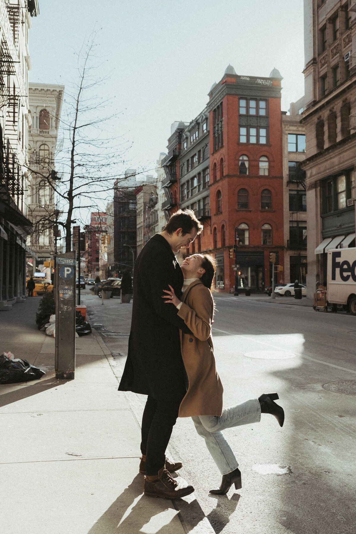 emmy+greg-soho-engagement-randirobertsphoto-3