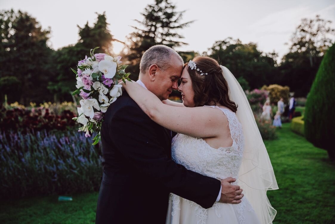 Romantic vintage wedding Prestwold Hall (26)