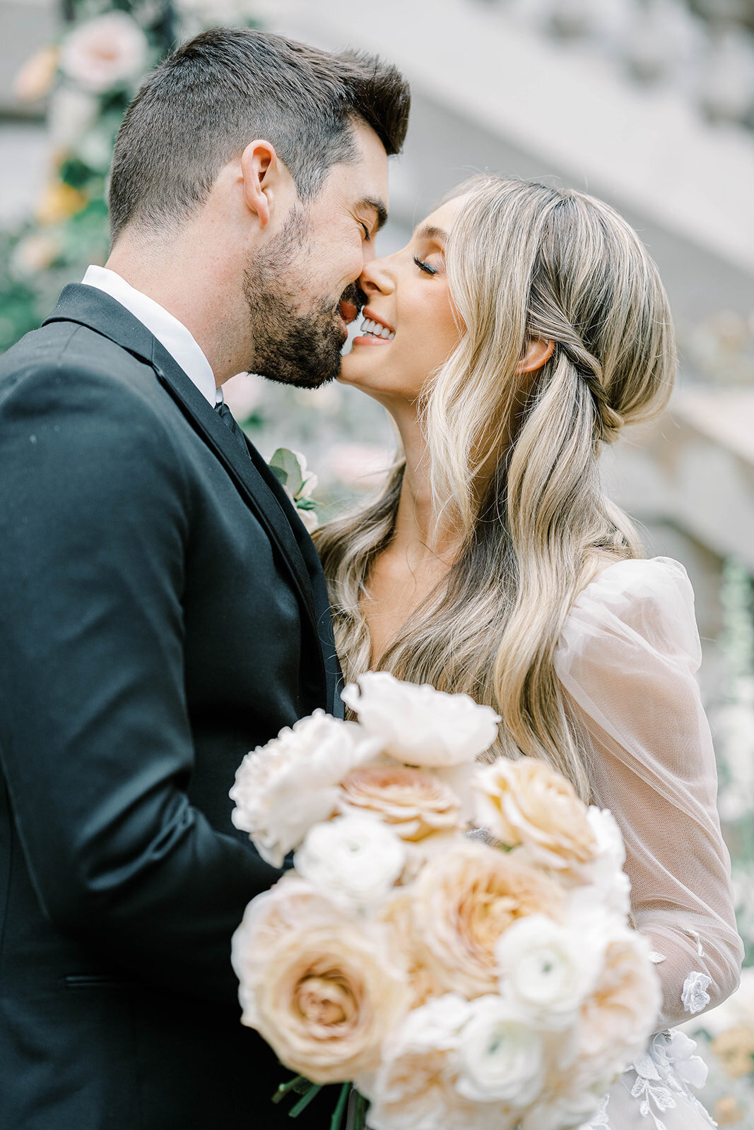 morgan_taylor_artistry_philadelphia_new_jersey_new_york_wedding_engagement_photographer_photography_fine_art_light_airy_romantic_dreamy_couples28