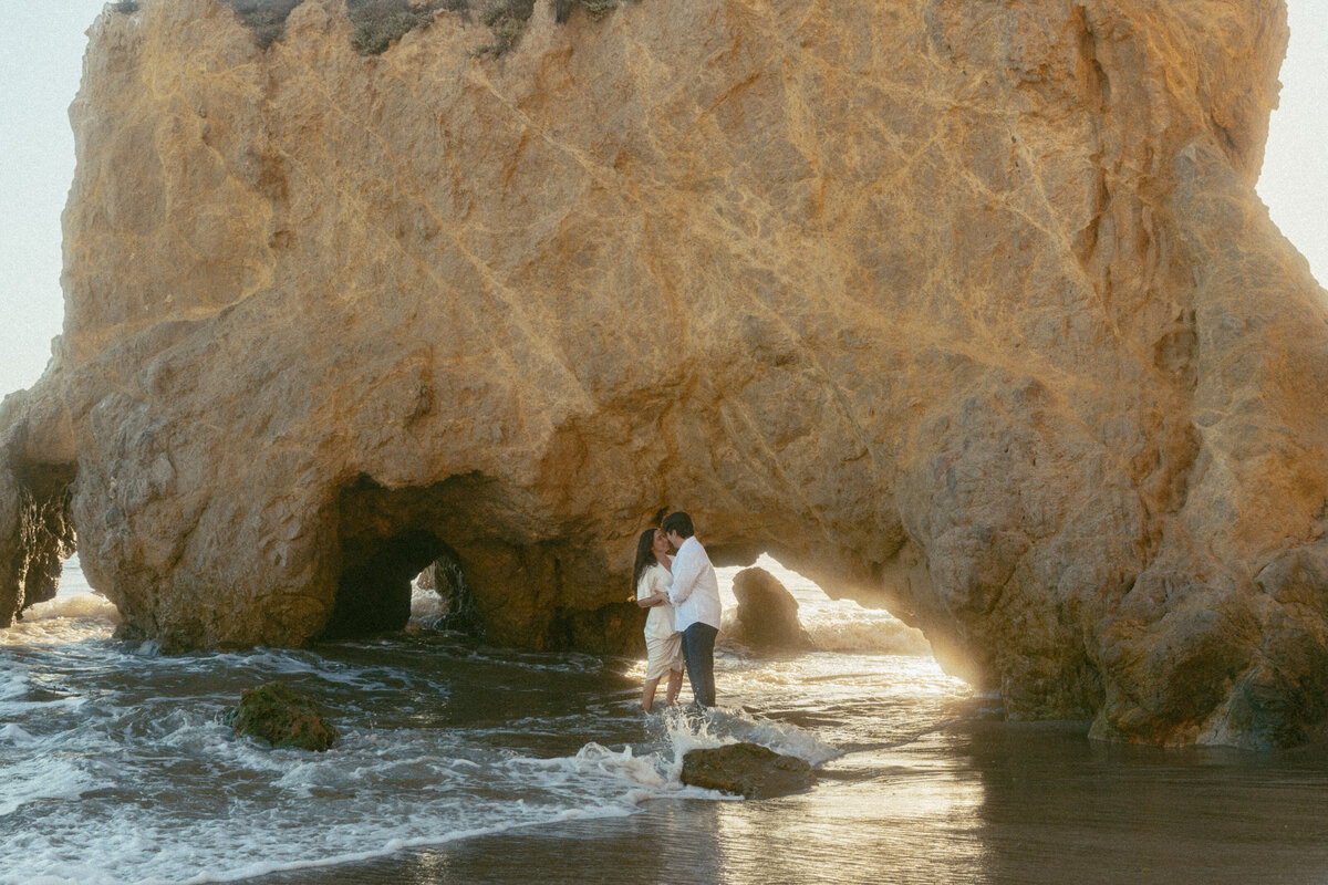 malibu elopement - california elopement - cliffside elopement - lizarrietaphotography-157