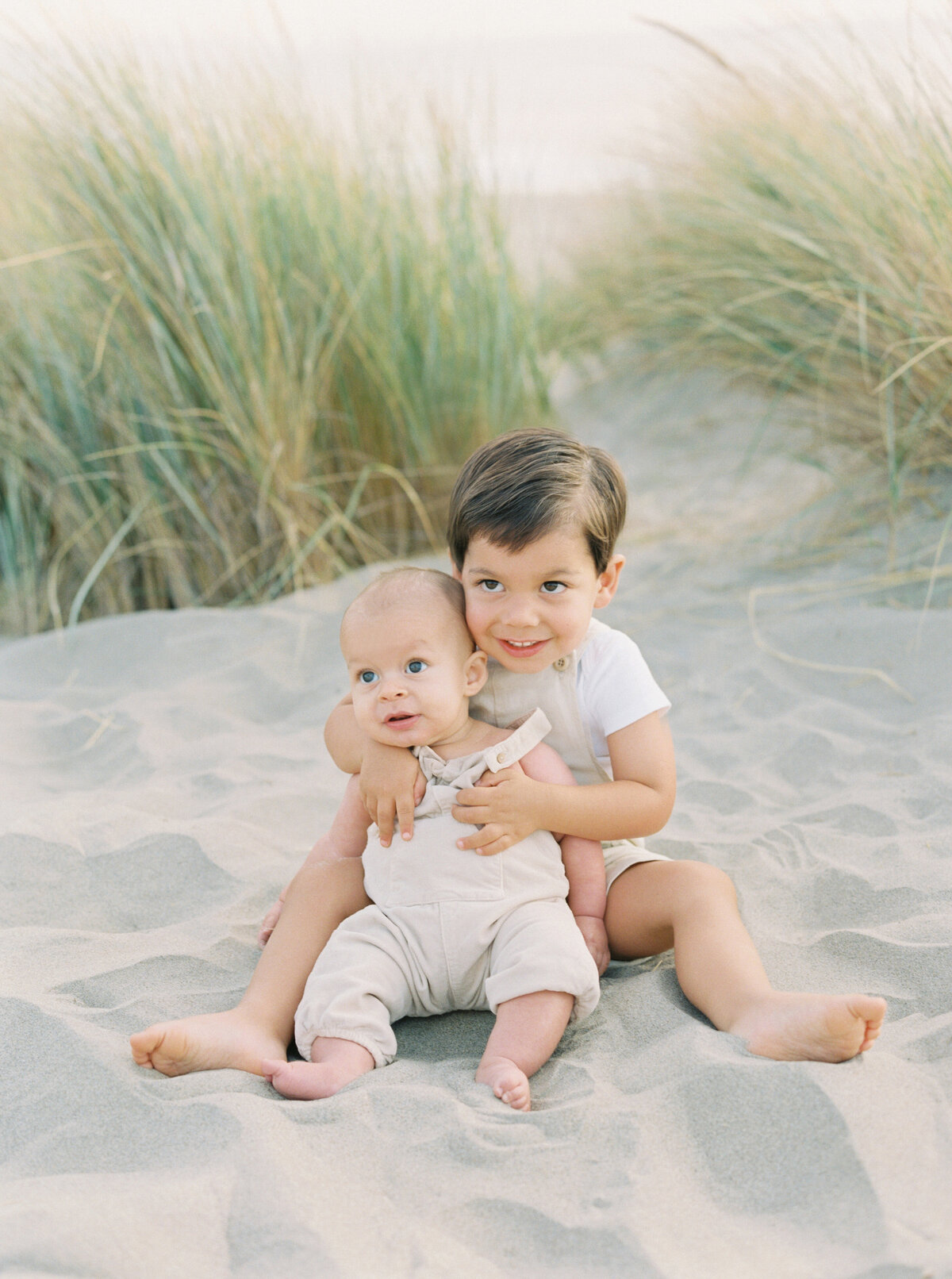 Megan Kawahara Photography San Jose Bay Area California Motherhood Newborn Family Lifestyle Womans Photography Images Portraits Light Airy Film Photos MKPhotography_CalomeniFamilyOct2022-53